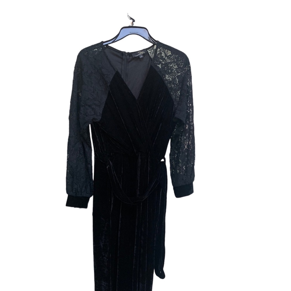 Suzanne Betro Black Velour lace Jumpsuit Medium EUC